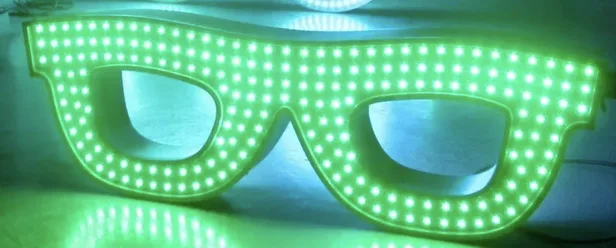 Enseigne LED lunettes vertes pour magasin d'optique